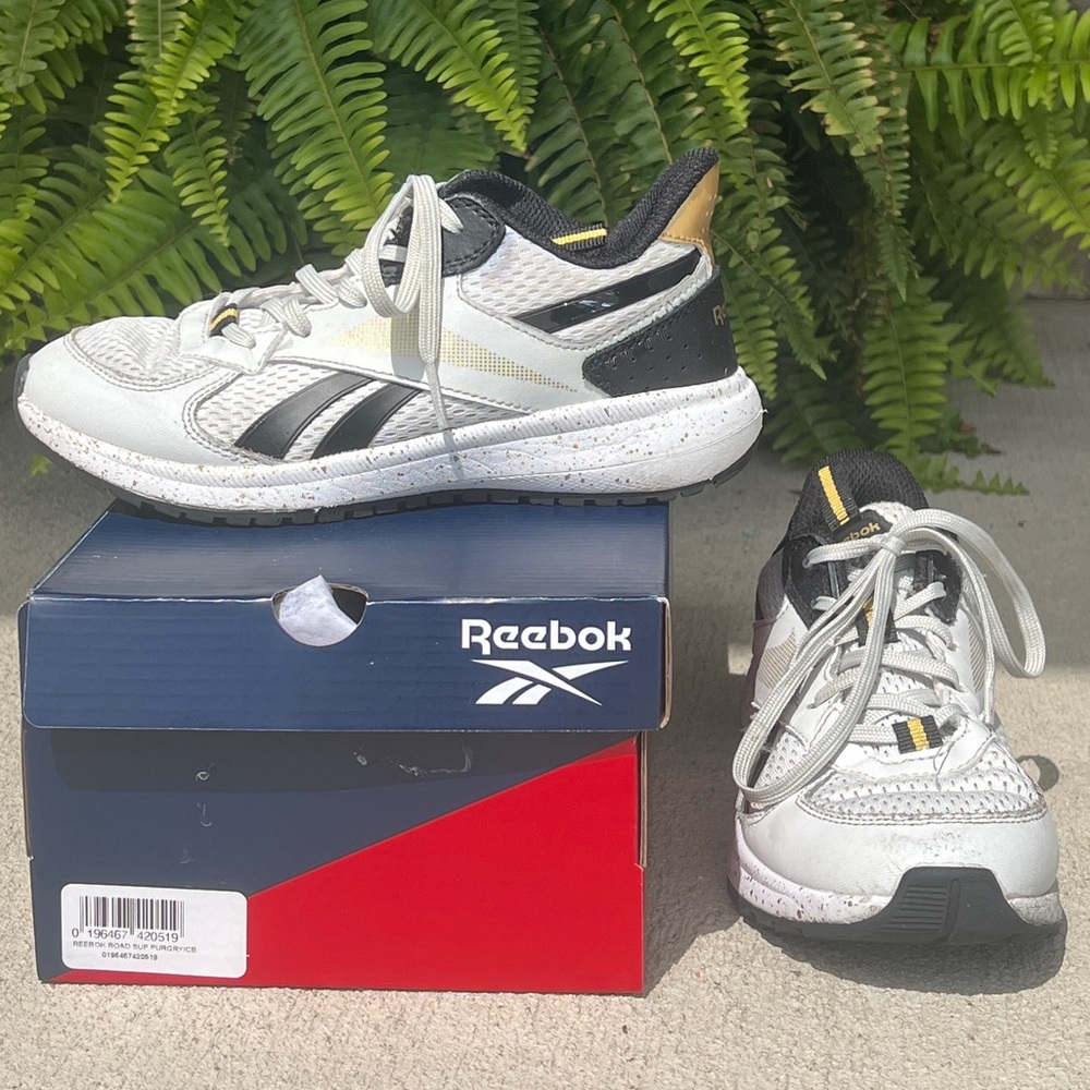 Reebok Kids Sneakers Size Youth 1.5